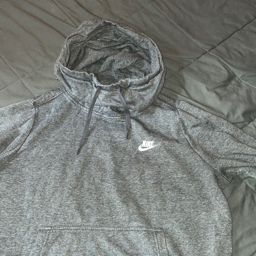 NIKE SWEATSHIRT